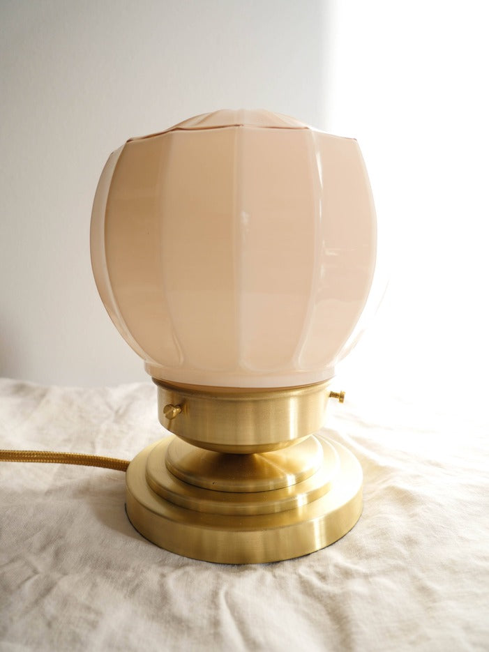 Art Deco Lamp, Perianth